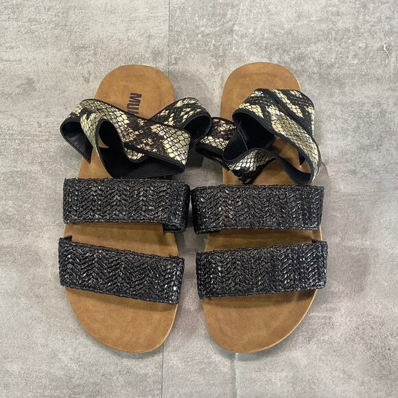 MUK LUKS Women's Black Snake Embossed About Me Ankle-Strap Slide Sandals SZ 7 - Picture 3 of 11